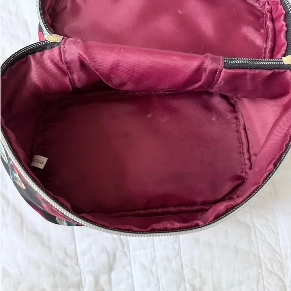 Floral Black and Red Cosmetic Bag Set - Picture 5 of 9